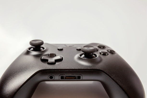 白色背景上的黑色操纵杆图片下载