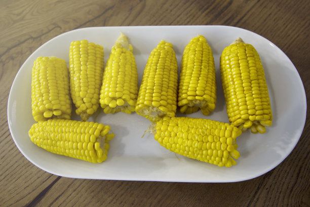 玉米棒子图片下载