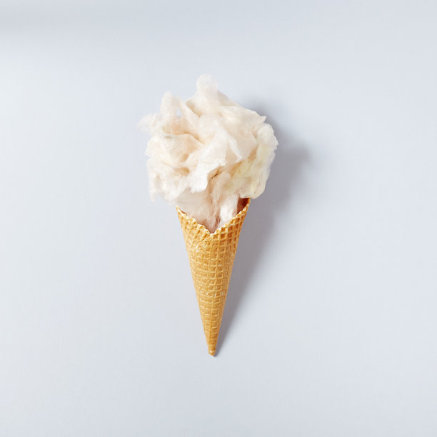 甜筒冰淇淋和棉花糖图片下载