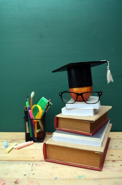 教育理念与黑板图片下载