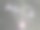 沥青上有粉红色和白色的粉笔图片下载