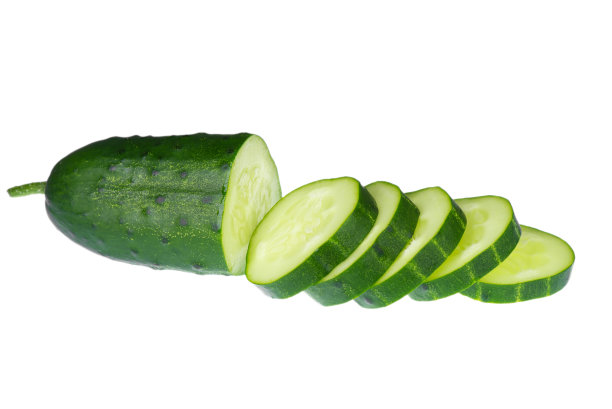 白色背景下孤立黄瓜图片下载