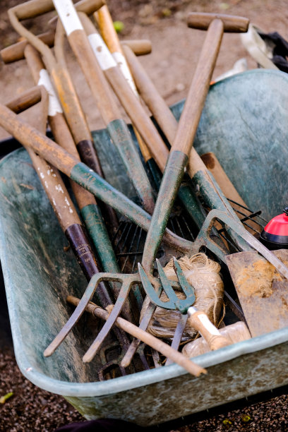 手推车和工具图片下载