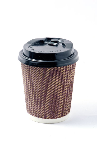 白色背景上的纸咖啡杯图片下载