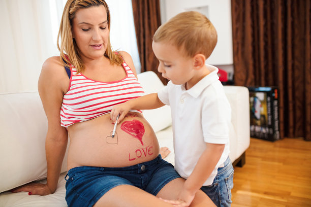 等待我的妹妹图片下载