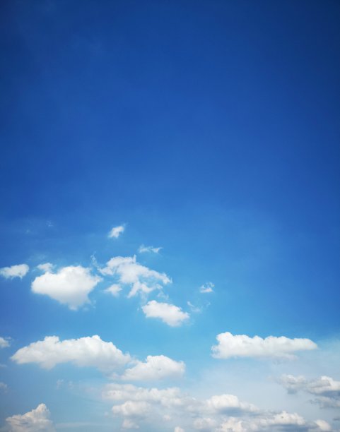 在云端之上图片下载