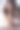 微笑的女性看着早晨的阳光图片下载
