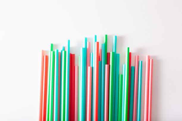 一次性塑料吸管图片下载