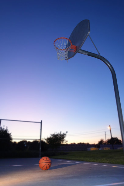 法院与篮球图片下载