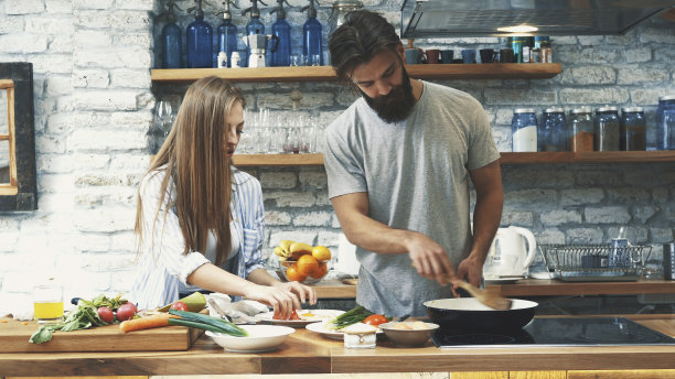 一起做早餐图片下载