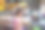 一名女子在泰国曼谷吃面条图片下载