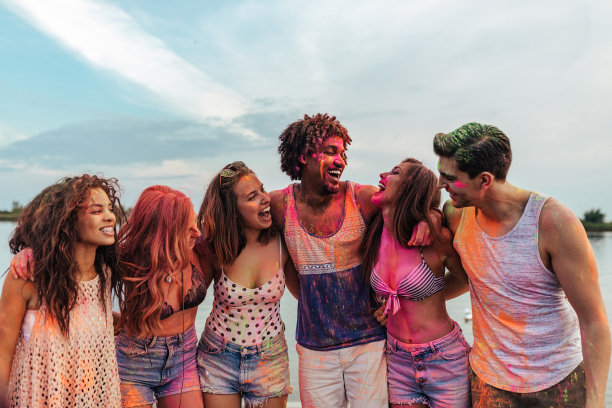 色彩充满了欢乐的时刻图片下载