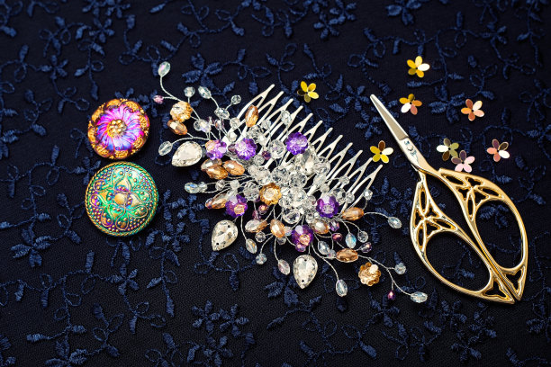 创造的美丽工具。刺绣及工艺品。金属的物品。图片下载