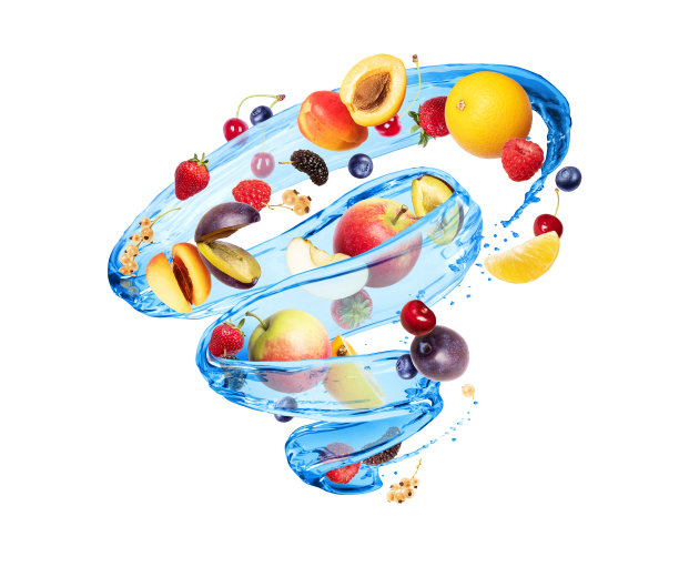 不同的水果和浆果与水花在一个漩涡形状，孤立在白色的背景图片下载
