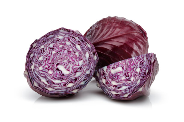 切鲜红卷心菜孤立图片下载