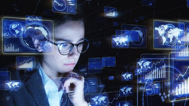 系统工程的概念。GUI(图形用户界面)。电脑程序员。图片下载