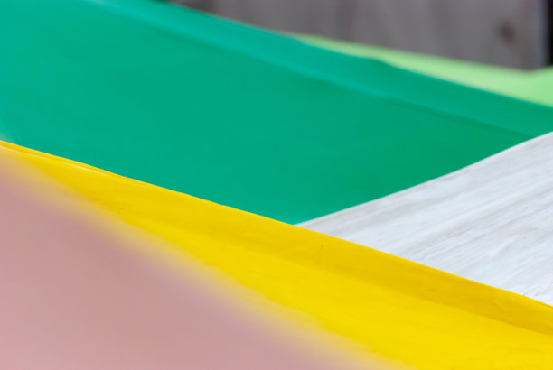 多色市场商店伞背景墙纸。图片下载