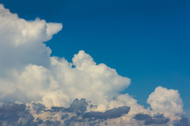 蓝天白云图片下载