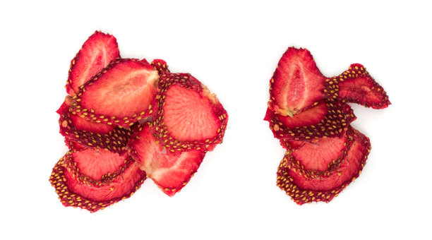 白底脱水草莓分离图片下载