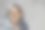 一个表情悲伤的非常老的亚洲妇女图片下载