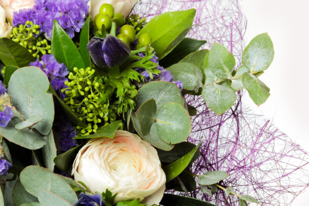 许多不同的花的花束图片下载