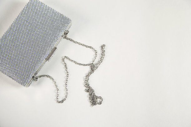 桌子上的女人包图片下载