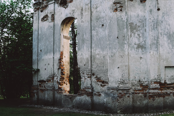 二十二世纪教堂的废墟。图片下载