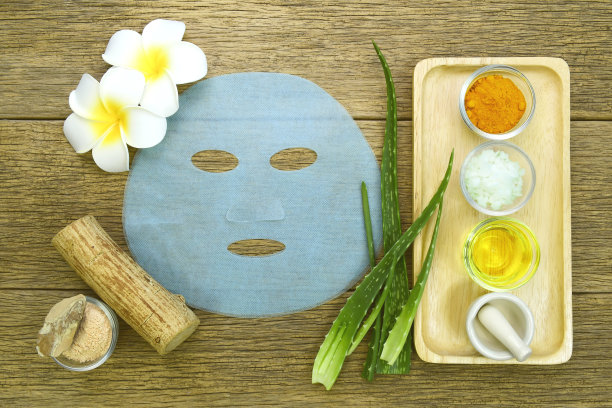 泰国水疗风格的面部护理。图片下载
