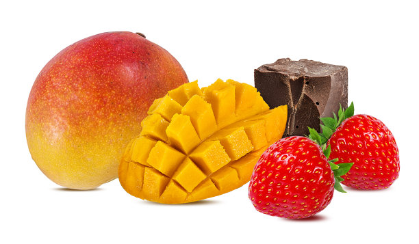 草莓，巧克力和芒果孤立的白色图片下载