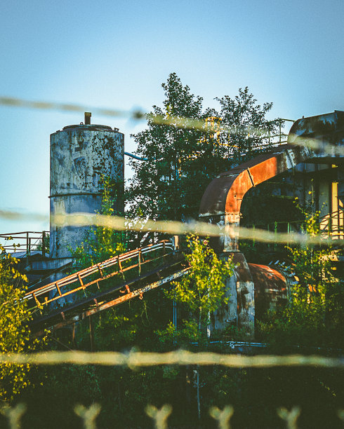 废弃的工厂图片下载