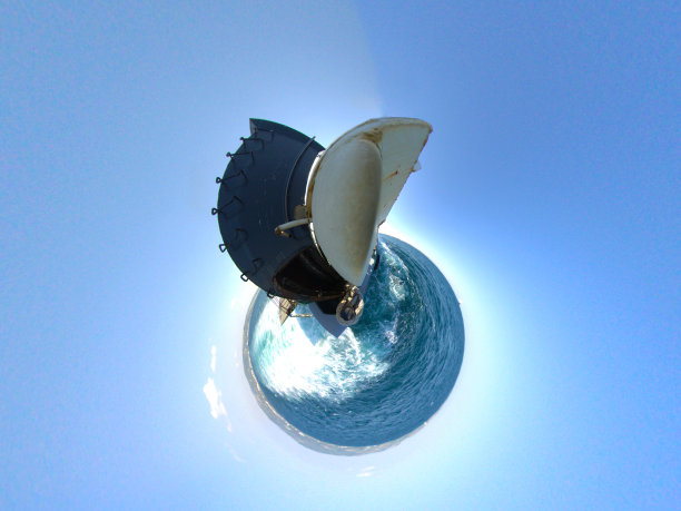 一艘大渡船图片下载