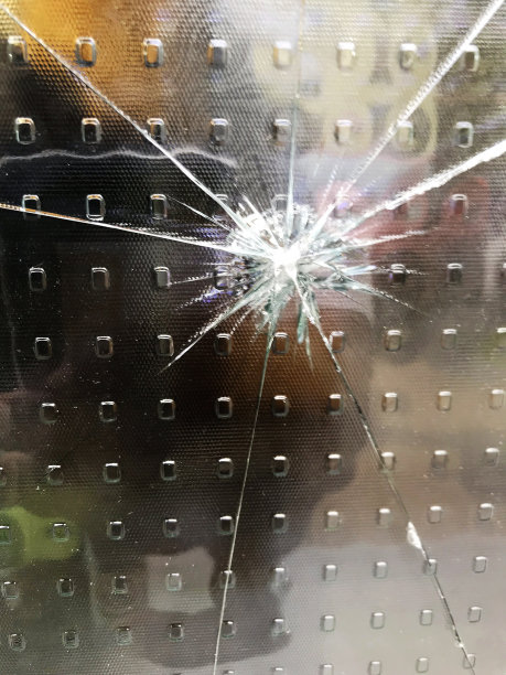 玻璃破碎/窗户破碎图片下载