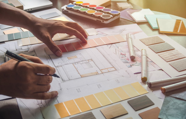 建筑师设计师室内创意工作手绘草图计划蓝图选择材料颜色样品艺术工具设计工作室图片下载