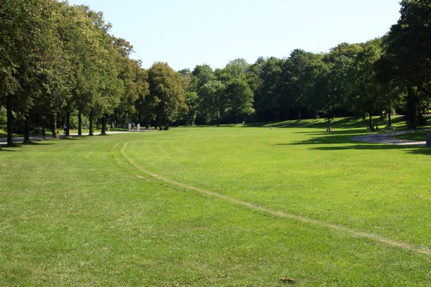 来自巴伐利亚州慕尼黑西公园的全景图图片下载