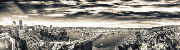 波特兰天际线和威拉米特河全景鸟瞰图图片下载