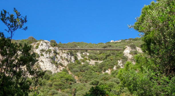 直布罗陀是欧洲南部一个美丽的地方图片下载