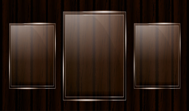 木制背景的玻璃奖杯奖。图片下载