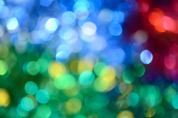 散景。节日的背景。圣诞灯。闪闪发光。散焦蓝宝石。新年的背景。节日的壁纸。眨眼。狂欢节。金属丝。散景复古风格照片。图片下载