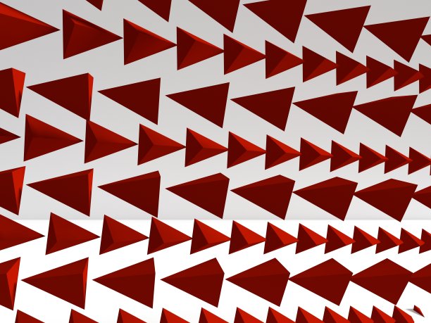 多色金字塔的高角度视图图片下载