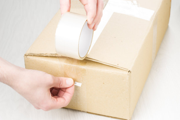 手上有卷胶带图片下载