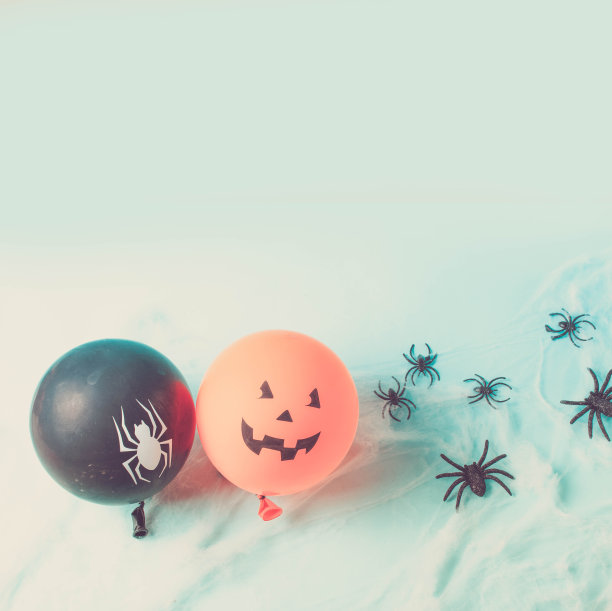 万圣节气球场景图片下载