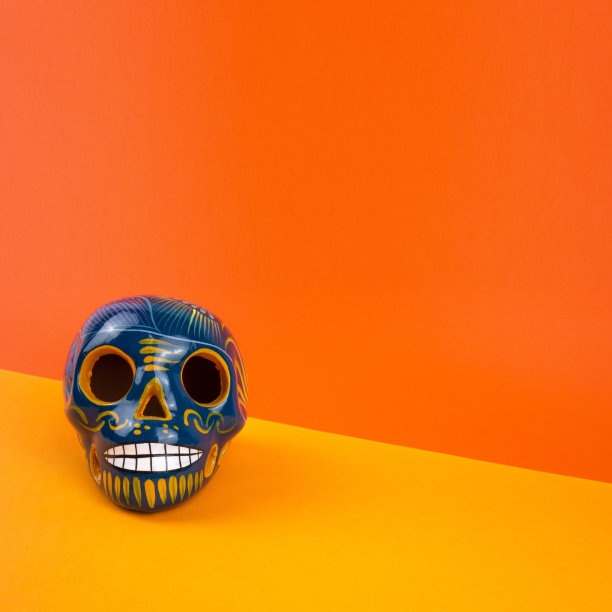 创意和最小的死亡日或万圣节布局。图片下载