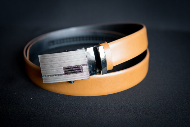 男士腰带的细节图片下载