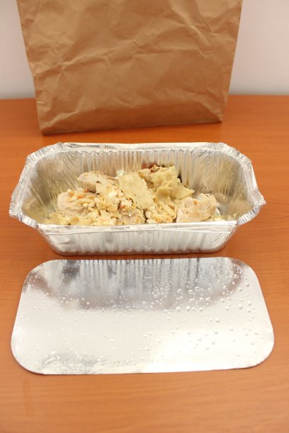 纸袋装的午餐图片下载