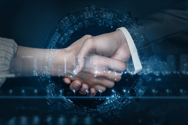 商人们握手。图片下载