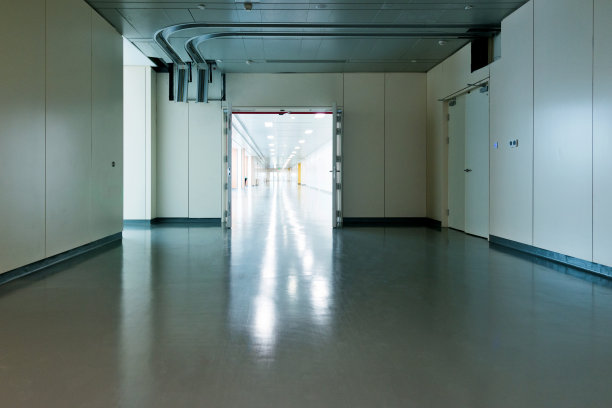 医院里空荡荡的走廊图片下载