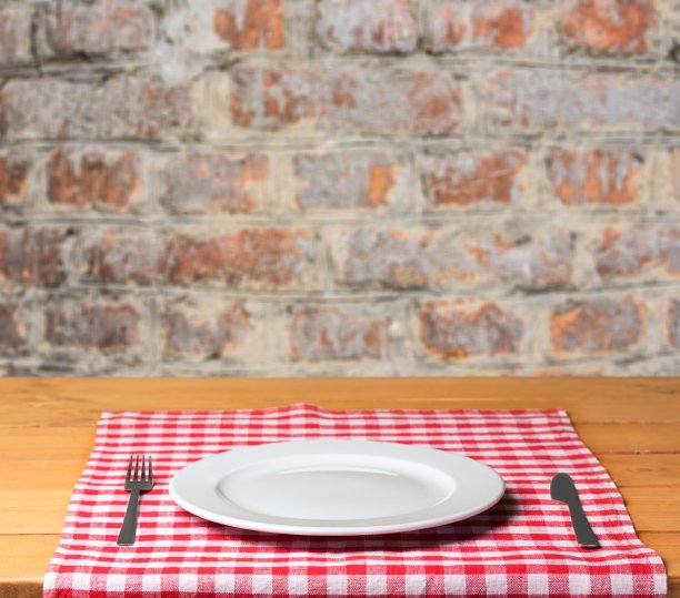 盘子里。图片下载