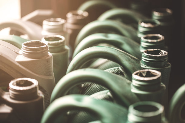 废化学塑料桶图片下载