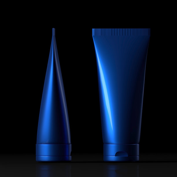 奶油管孤立在黑色背景图片下载