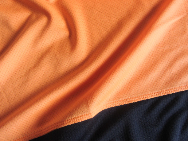 透气性运动服的细节图片下载